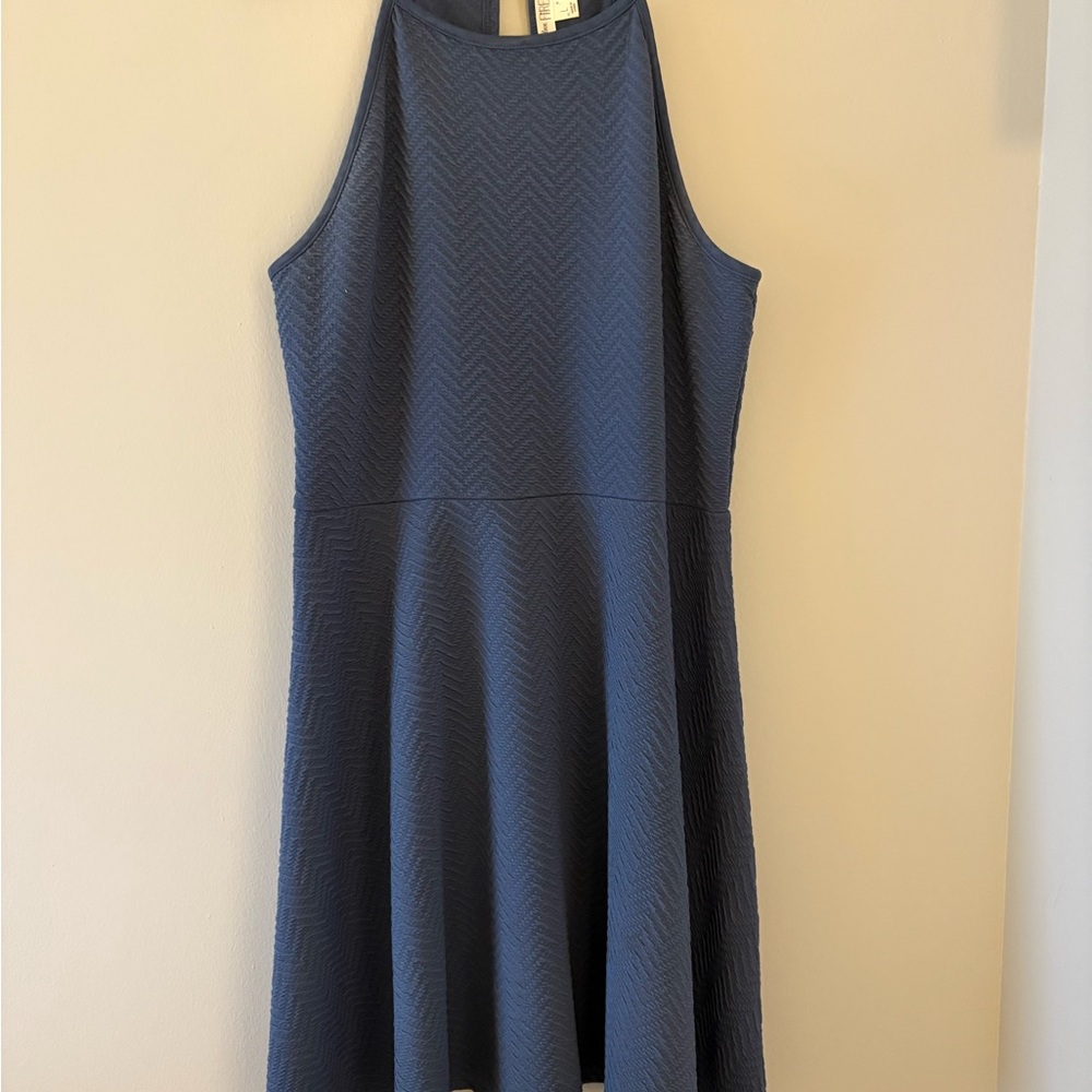 Elegant Blue Sleeveless Dress